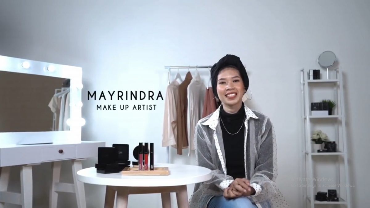 Perjalanan Karir Makeup Artist Mayrindra