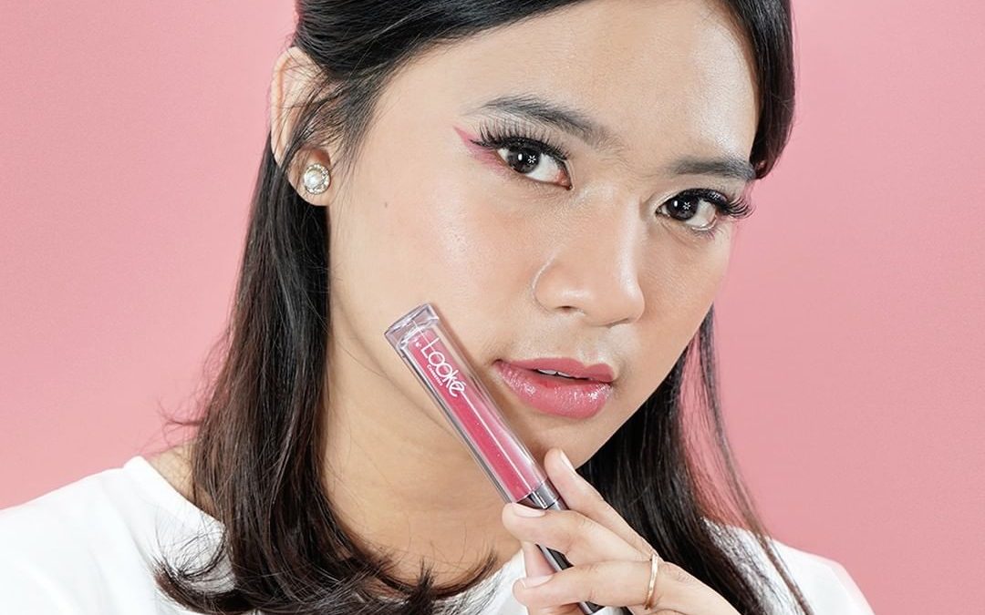 Makeup Simple Pakai Looké Holy Lip Polish